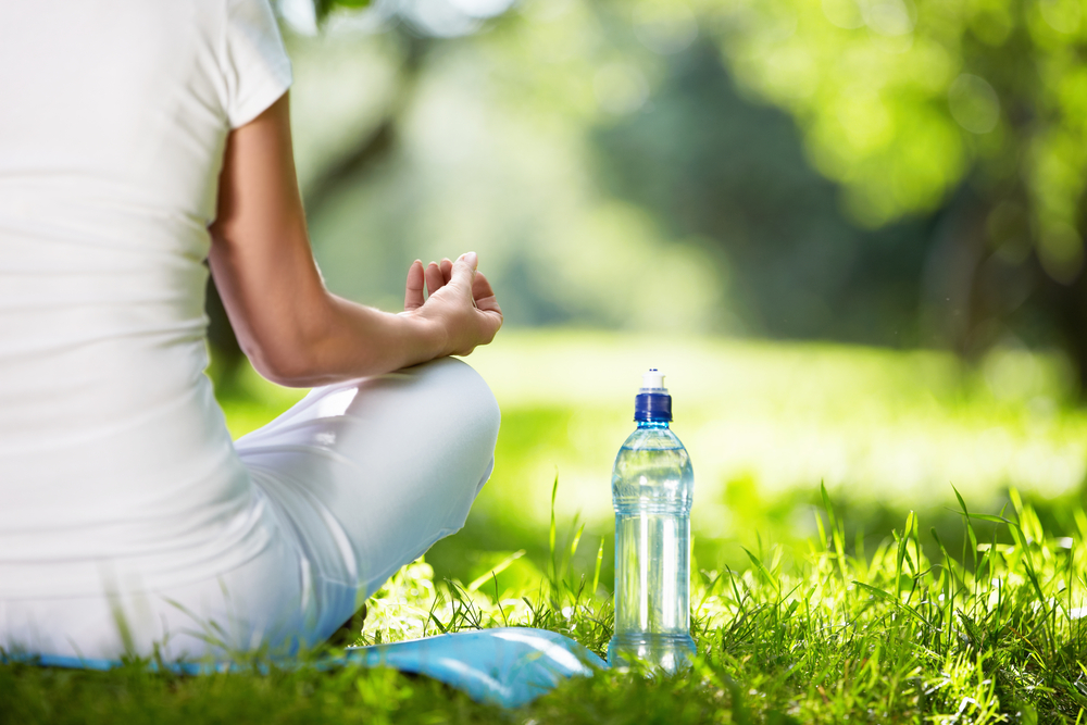 woman-waterbottle